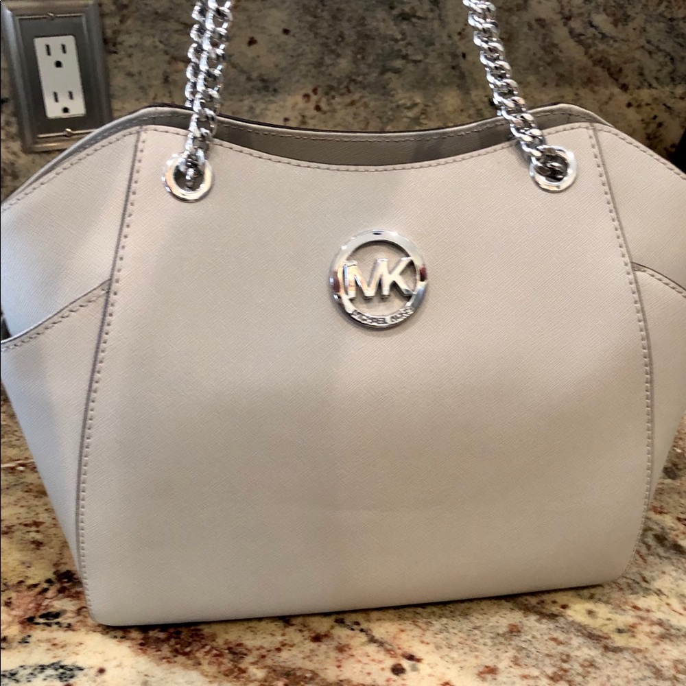 MICHAEL KORS JET SET TRAVEL TOTE